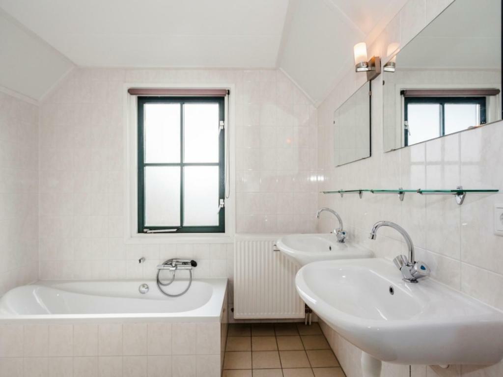 Landal Duinpark 'T Hof Van Haamstede Hotel Burgh-Haamstede Ngoại thất bức ảnh